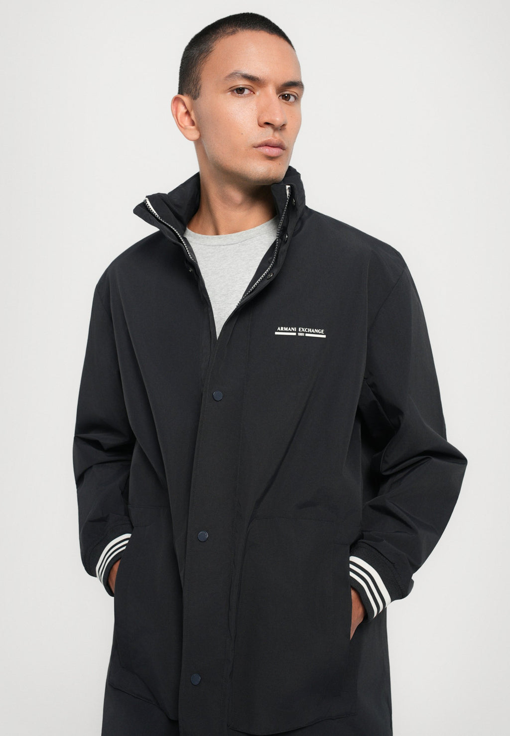 Armani Exchange Trenchcoat Media 6