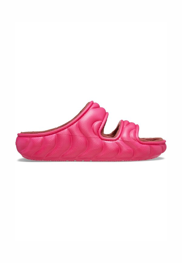 Crocs CLASSIC COZZZY OVERPUFF