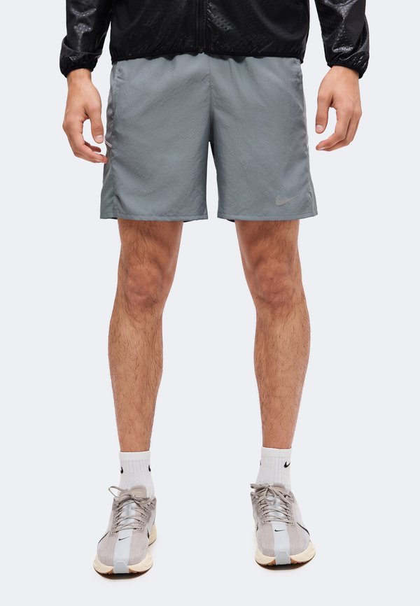 Nike Performance MILER SHORT - Sports shorts - smoke grey
