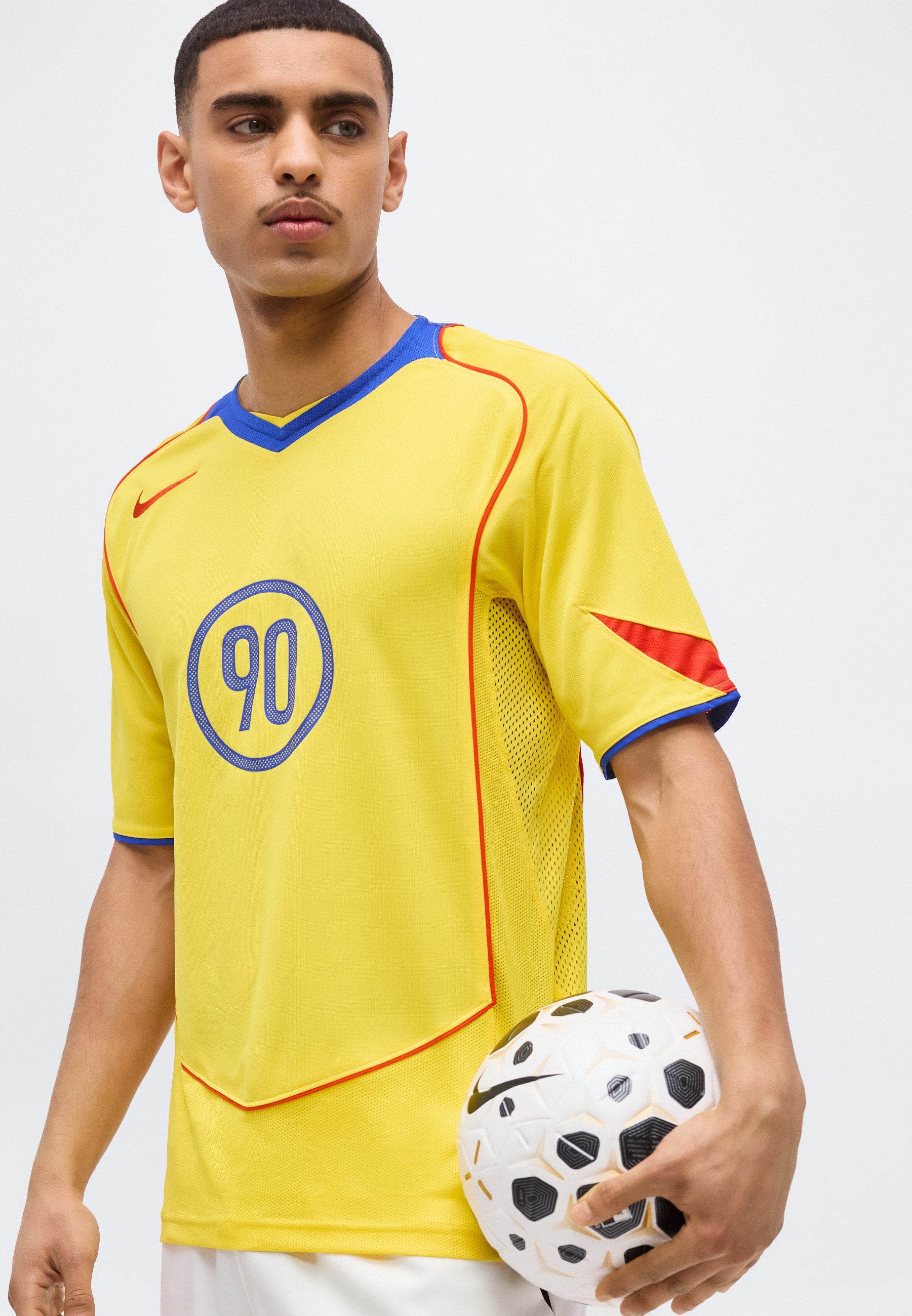 Nike Performance TOTAL 90