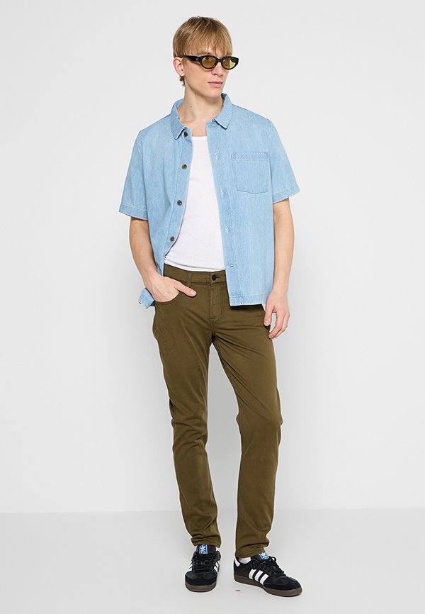 7 for all mankind SLIMMY LUXE PERFORMANCE PLUS