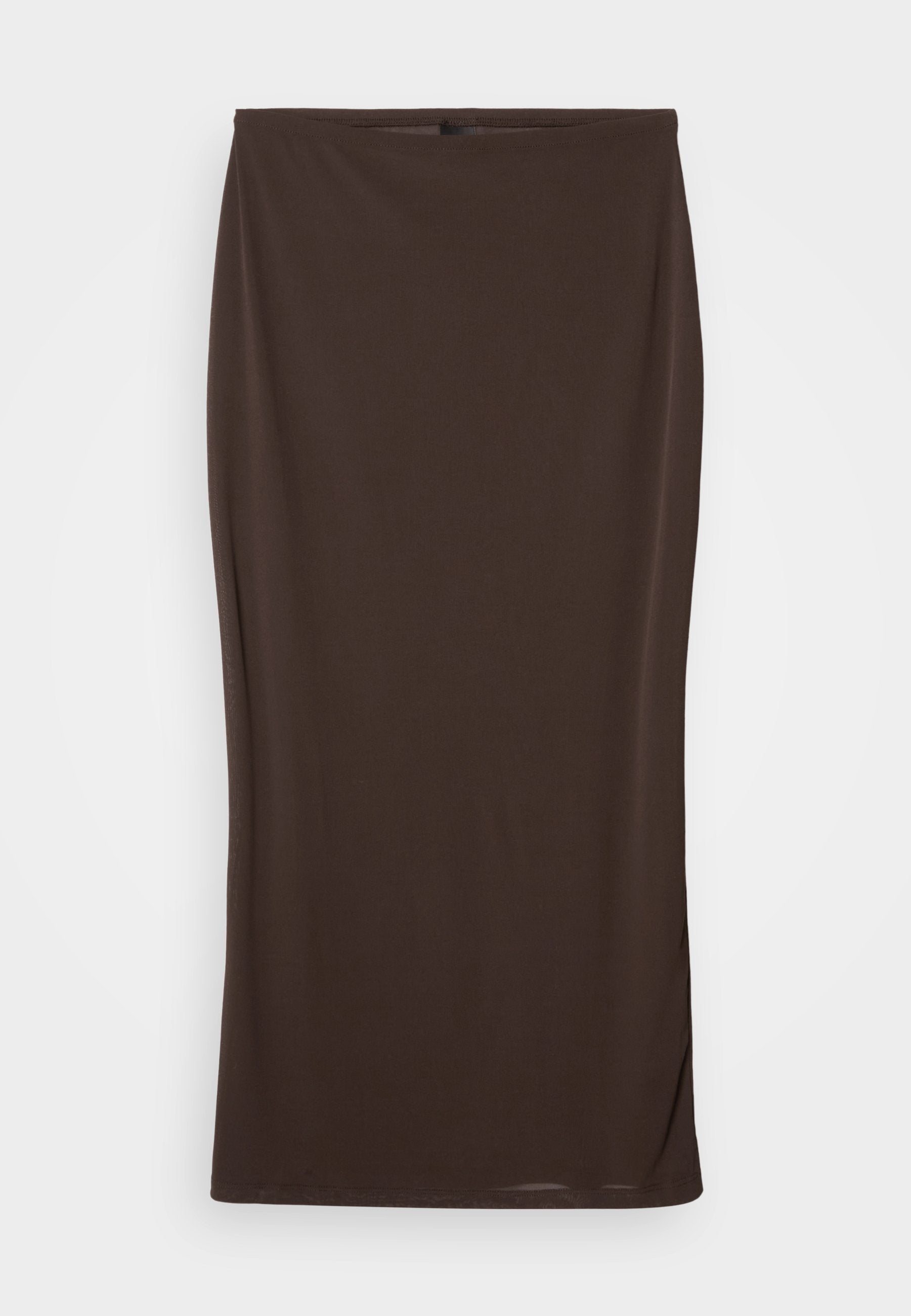Brauner Midikleid aus dehnbarem Stoff, figurbetontes Design, glatte Textur und ein einfaches, ungeschmücktes Erscheinungsbild.