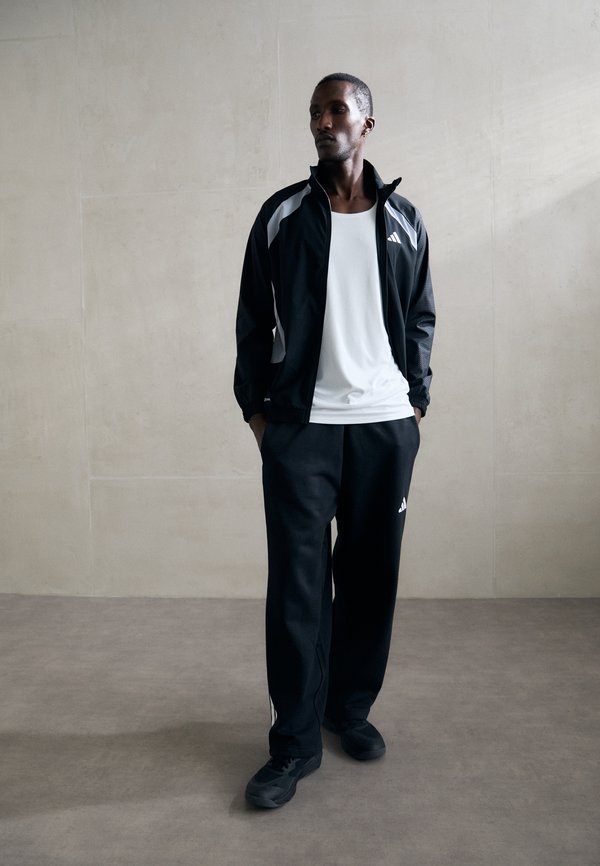 adidas Performance TECH