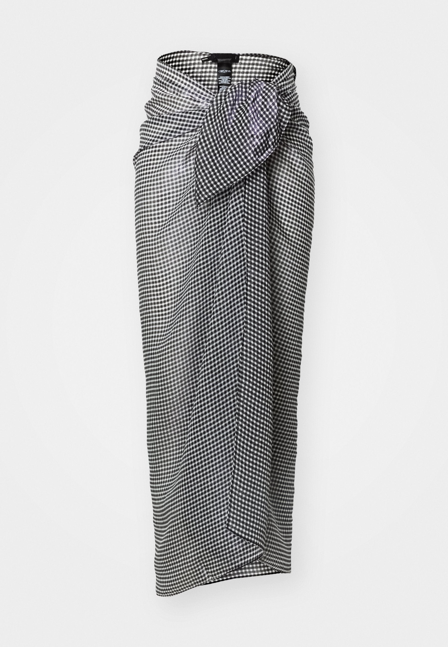 Good American  CAPRI LONG SARONG
