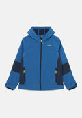 Blaue Softshelljacke mit Kapuze, mit kontrastierenden marineblauen Seitenpaneelen, einem Reißverschluss vorne und gelben Akzenten am Reißverschluss.