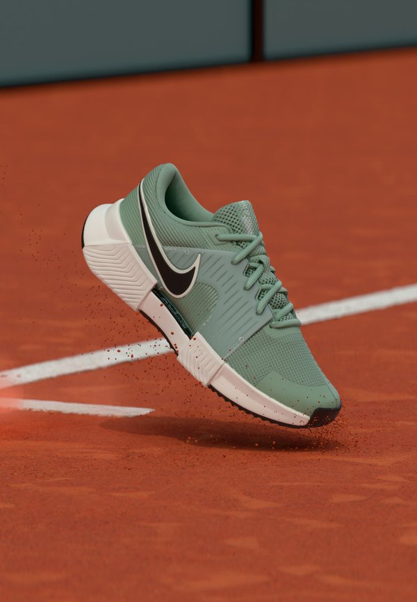Nike Performance ZOOM GP CHALLENGE 1.5 CLAY - Clay court tennis shoes - steam/black/light silver-coloured/white