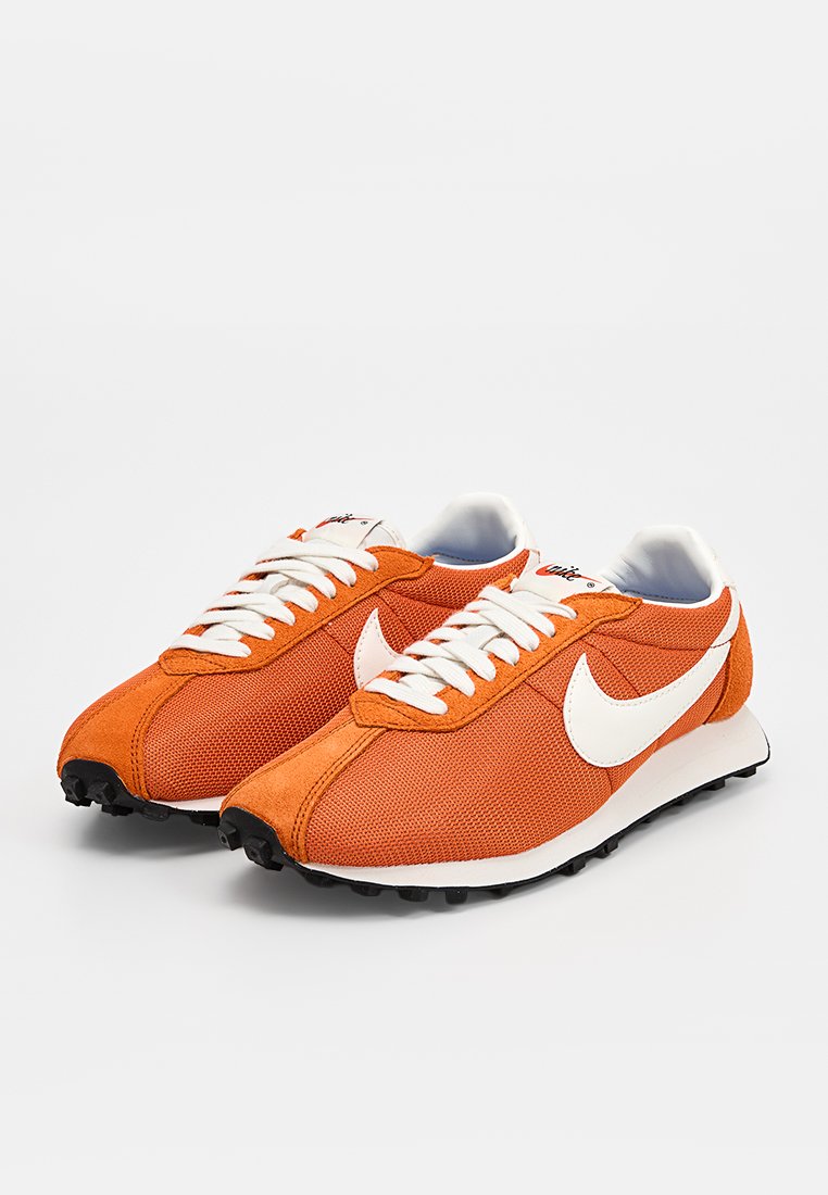 Nike Sportswear LD-1000