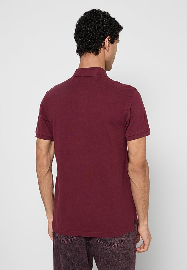 Levi's® STANDARD FIT