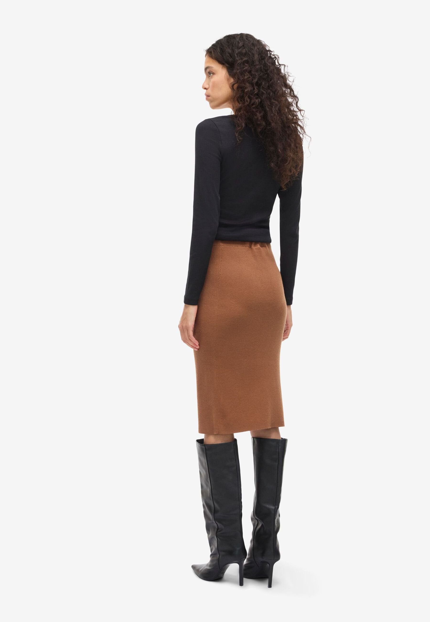 Noisy May Midi Knitted