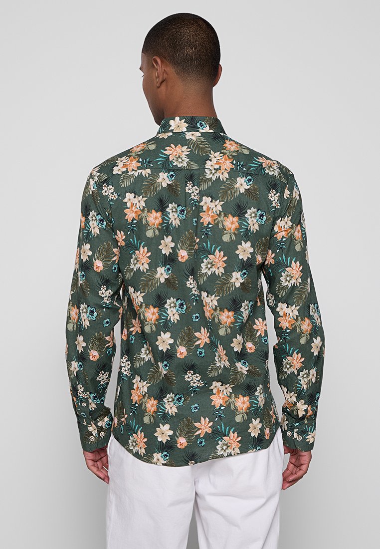 RELAXED FIT Media 3