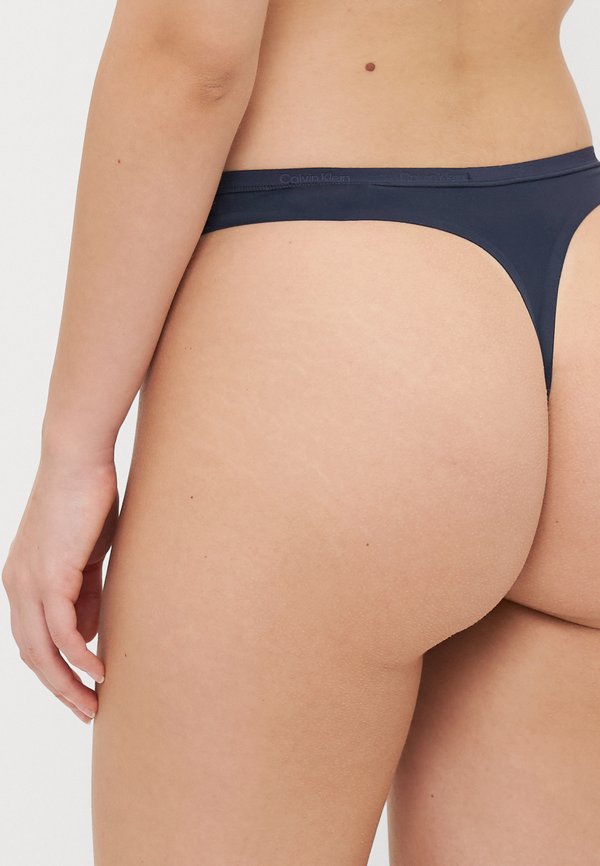 Calvin Klein Underwear THONG PERFECTLY FIT