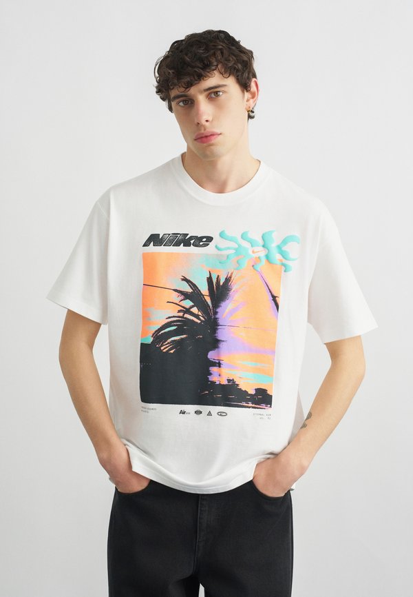 Nike Sportswear PALM TEE - Print T-shirt - white