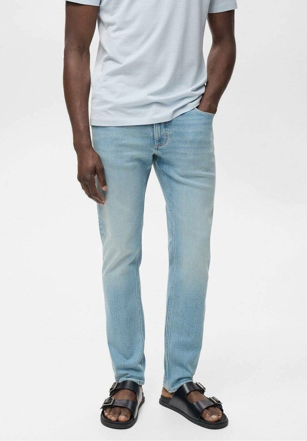 Mango JAN WITH FRAYED EFFECT - Slim fit jeans - light blue