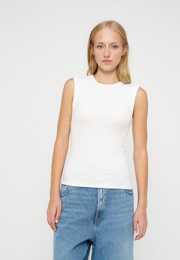 Calvin Klein Jeans