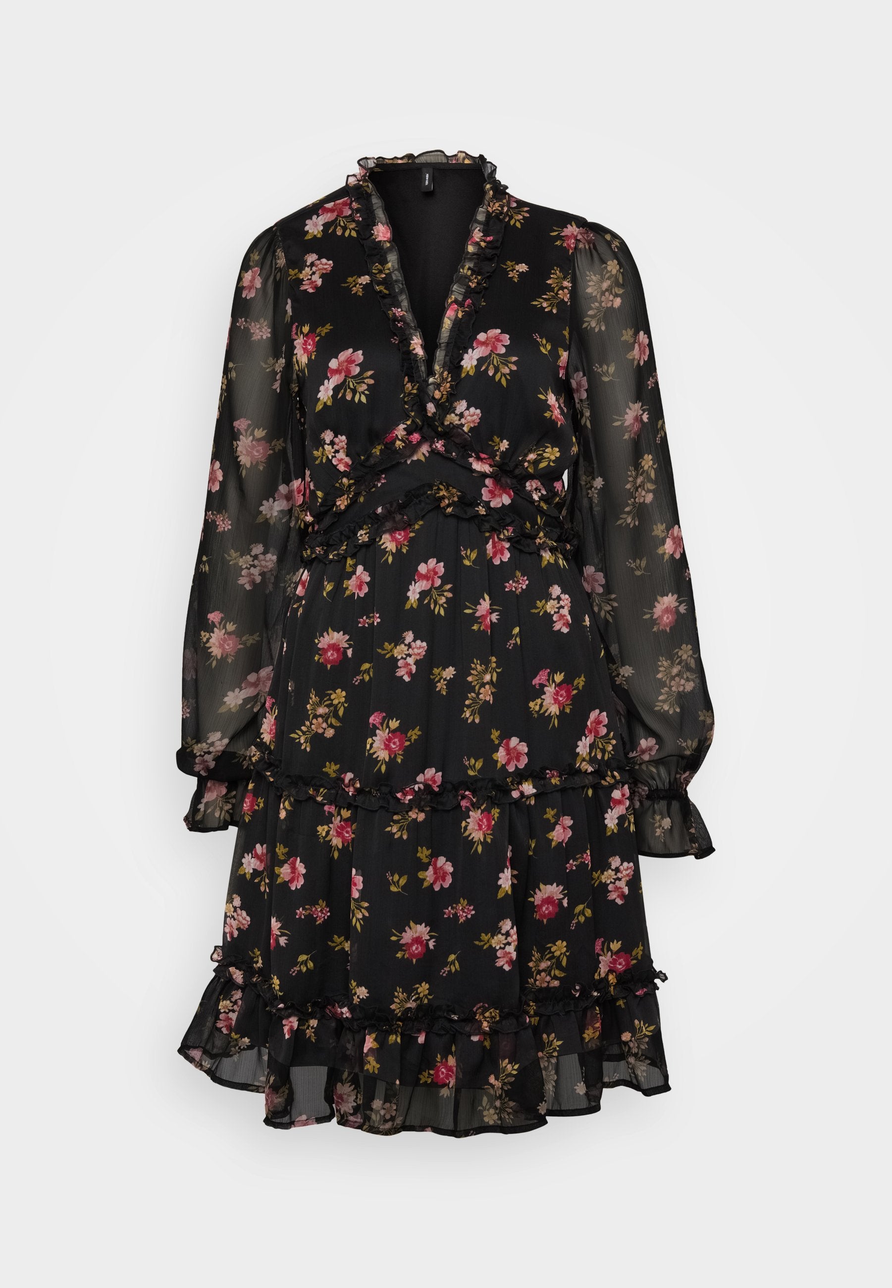 Schwarzes Blumenmuster-Kleid aus transparenter Stoff, mit langen Ärmeln, Rüschendetails, gestuften Lagen und einem Wickeldesign mit rosa und gelben Blumen.