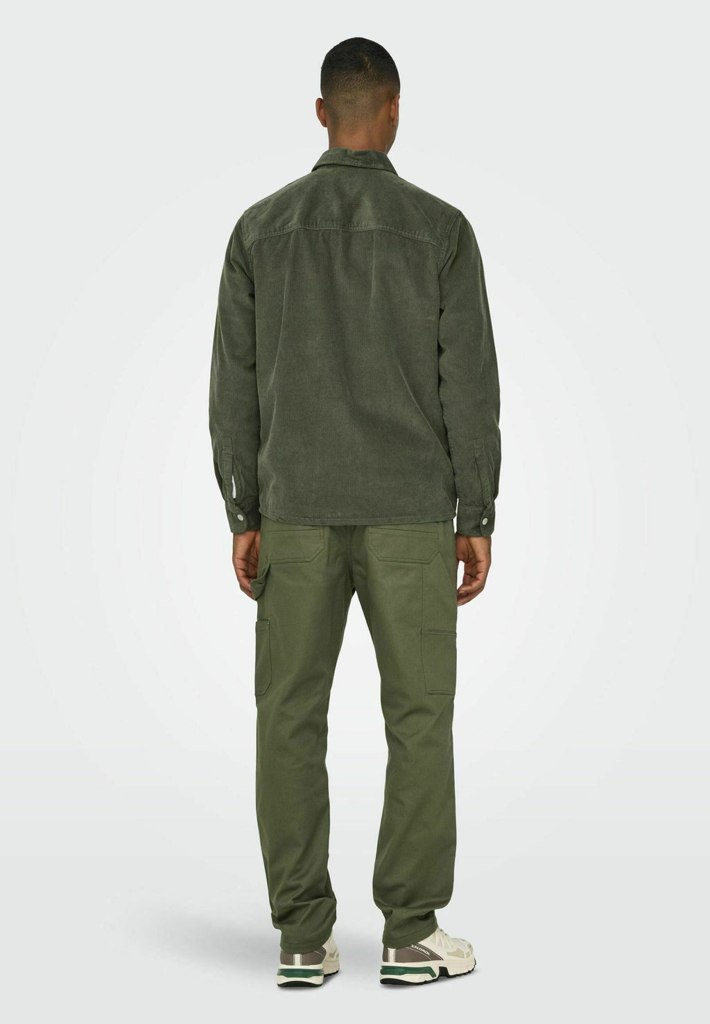 ONSEDGE Straight Fit Media 4