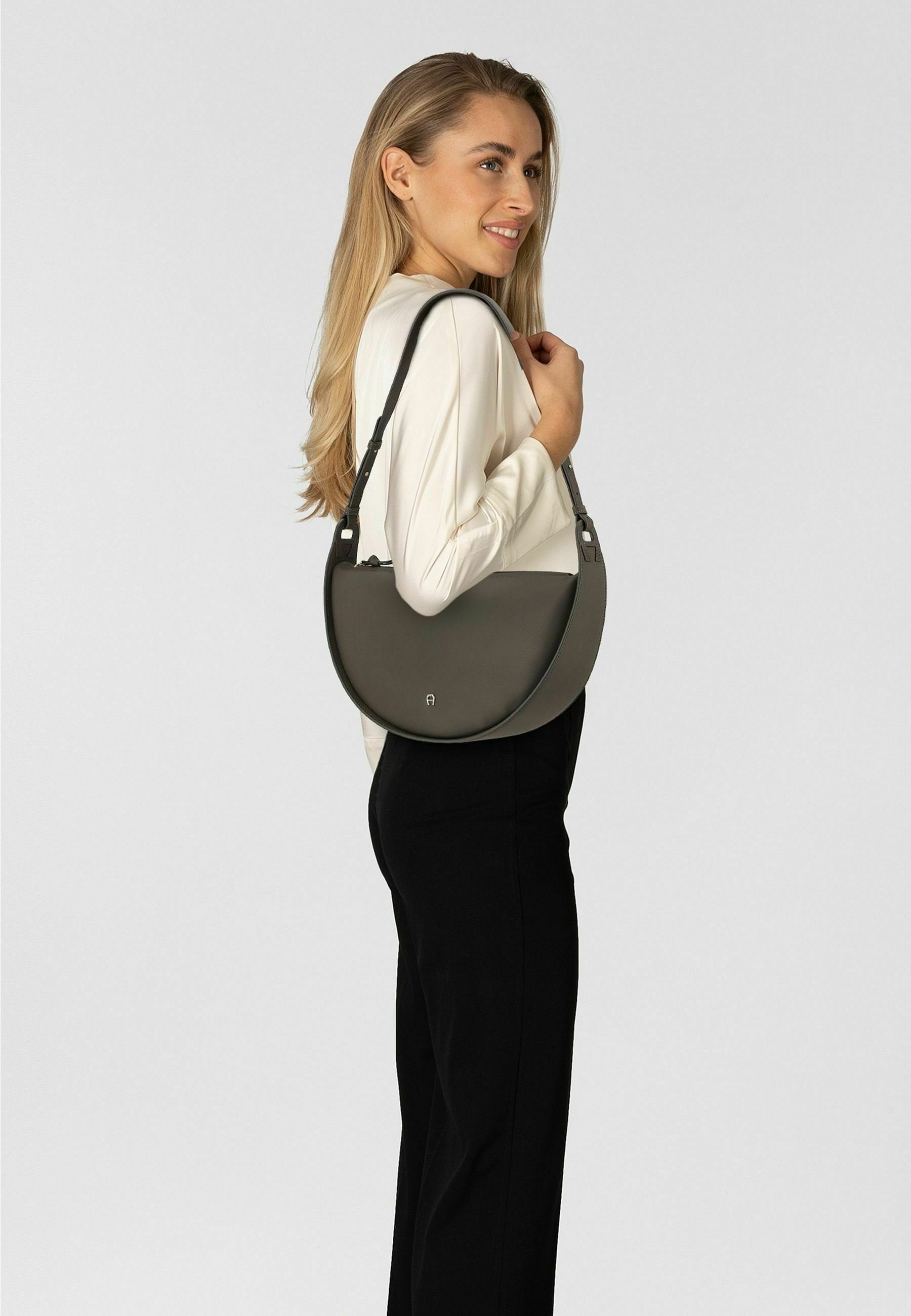 AIGNER ELIZA SCHULTER 25 CM