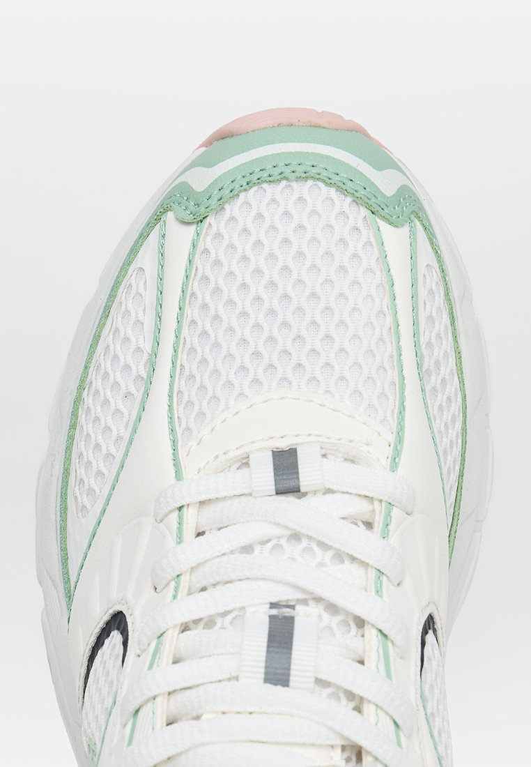 U.S. Polo Assn. SWIFT