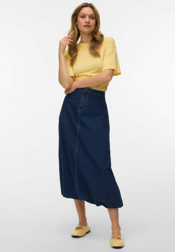 Vero Moda VMMIA - Basic T-shirt - pale banana