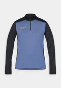 Nike Performance