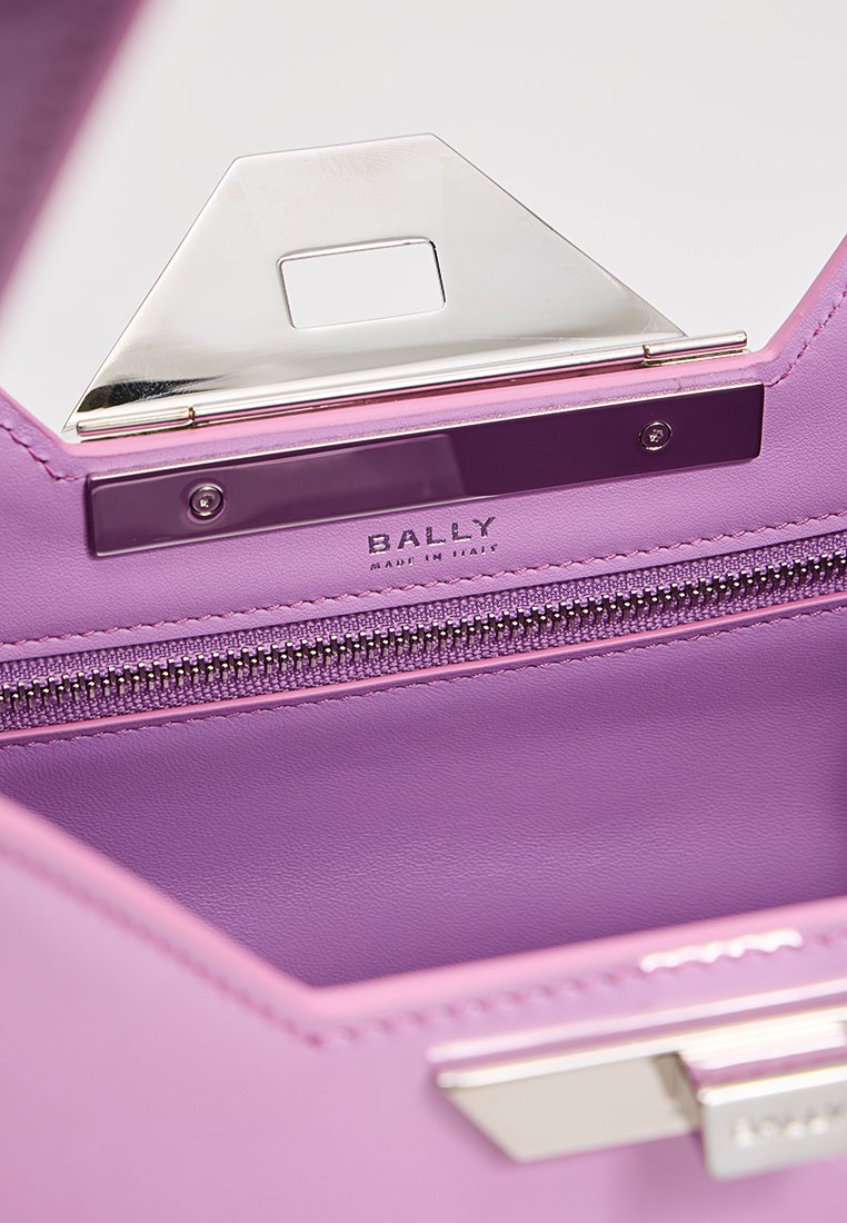 Bally TRILLIANT