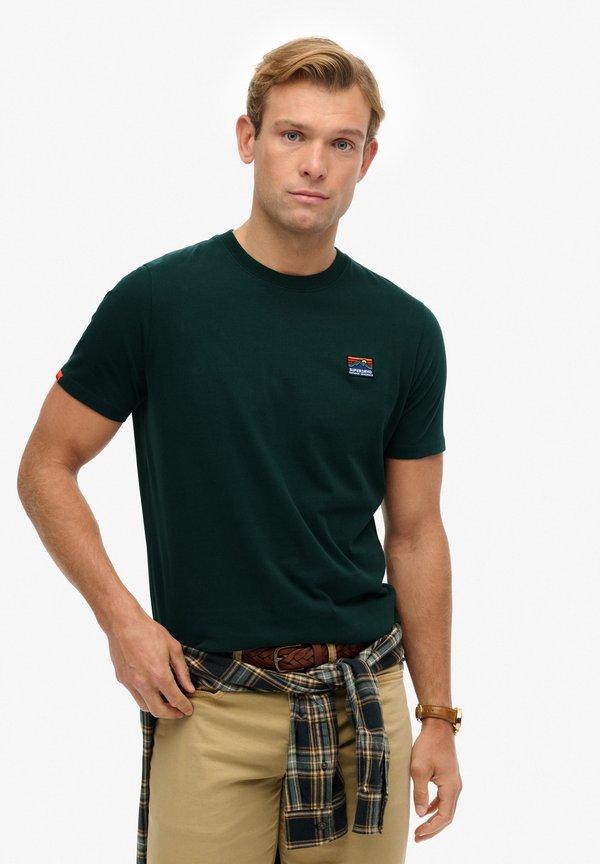 Superdry & Co GREAT OUTDOORS - Basic T-shirt - enamel green