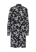 Blumenkleid mit schwarzem Grund und weißen Blumen, langen Ärmeln, Kragen und Knopfdetails. Leichter Stoff mit lockerer Passform.