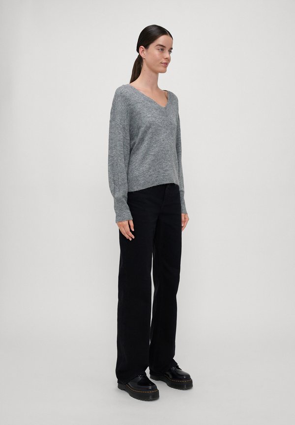 Vero Moda Tall VMJUPITER V NECK PULLOVER