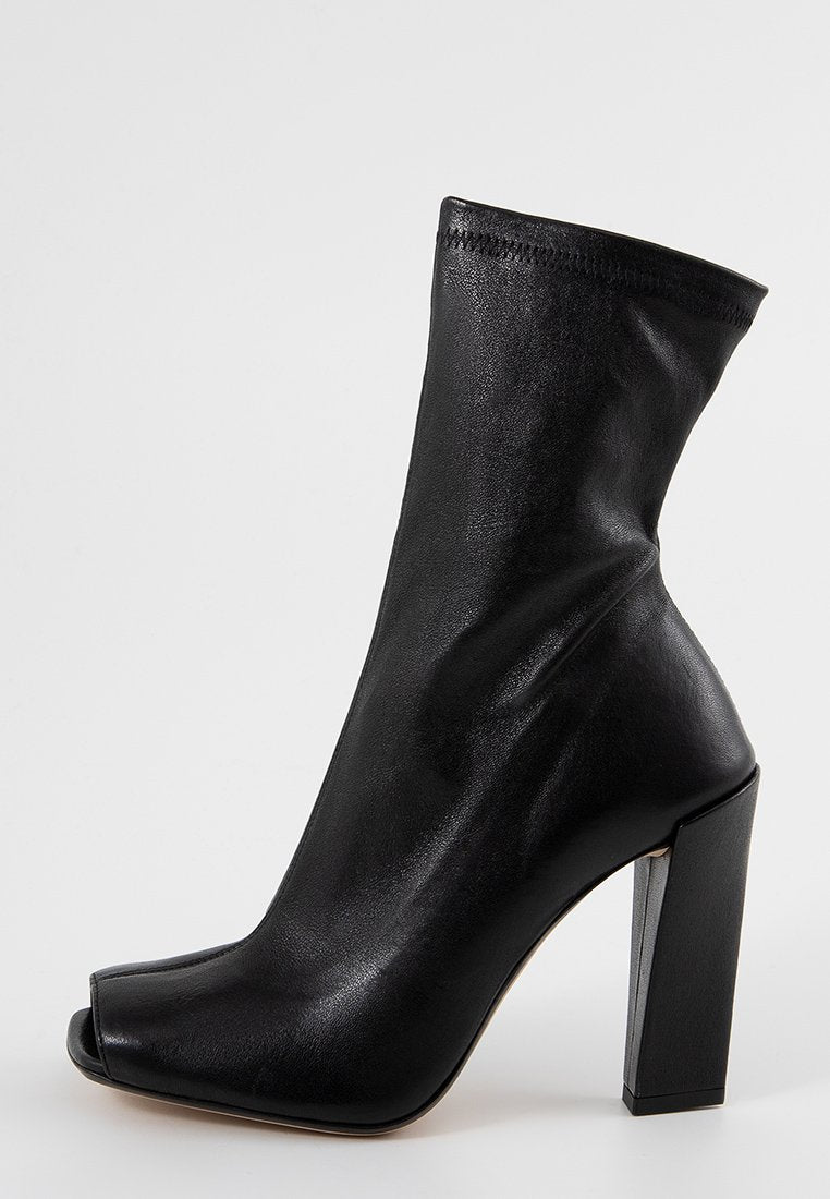 Victoria Beckham IONA