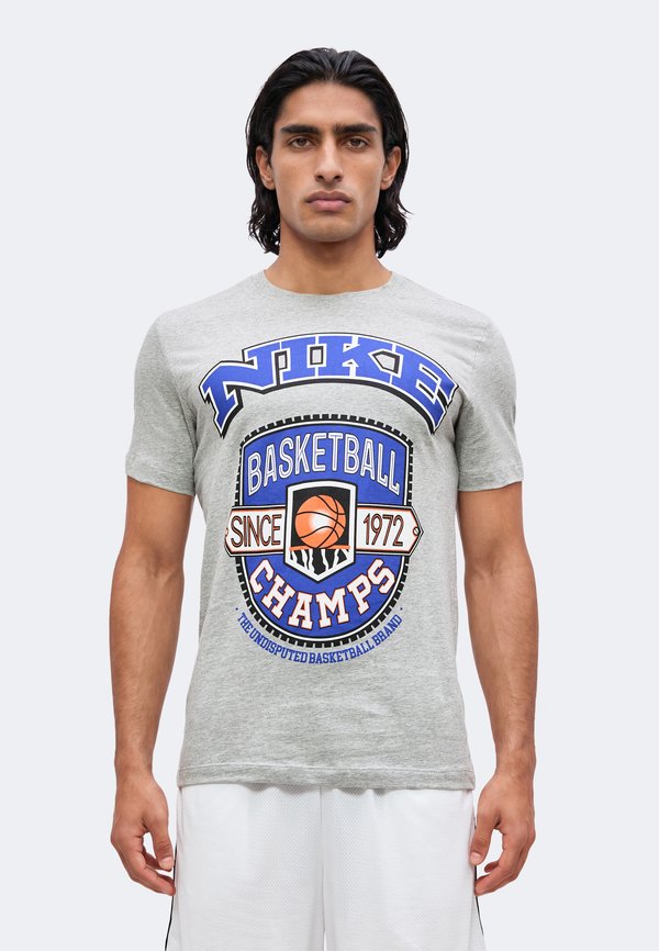 Nike Performance TEE ASBURY CHAMPS - Print T-shirt - dark grey heather