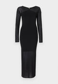 Schwarzes Langarmkleid aus einem glatten, geschmeidigen Stoff. Tailliertes Oberteil mit gerader Silhouette und knöchellangem Saum. Minimalistisches Design.