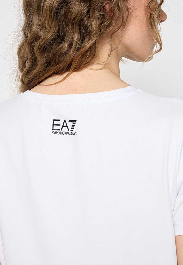 EA7 Emporio Armani T-Shirt print Media 6