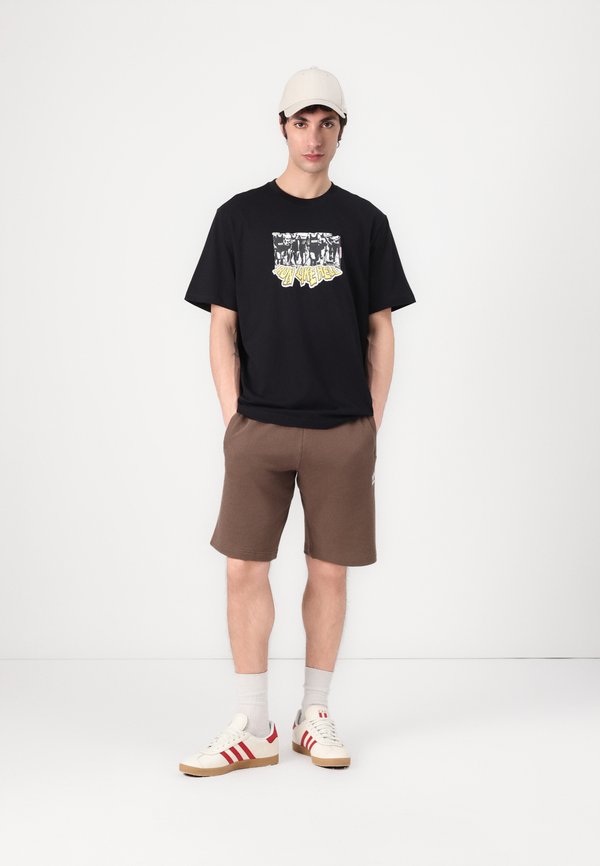 adidas Originals CROWD