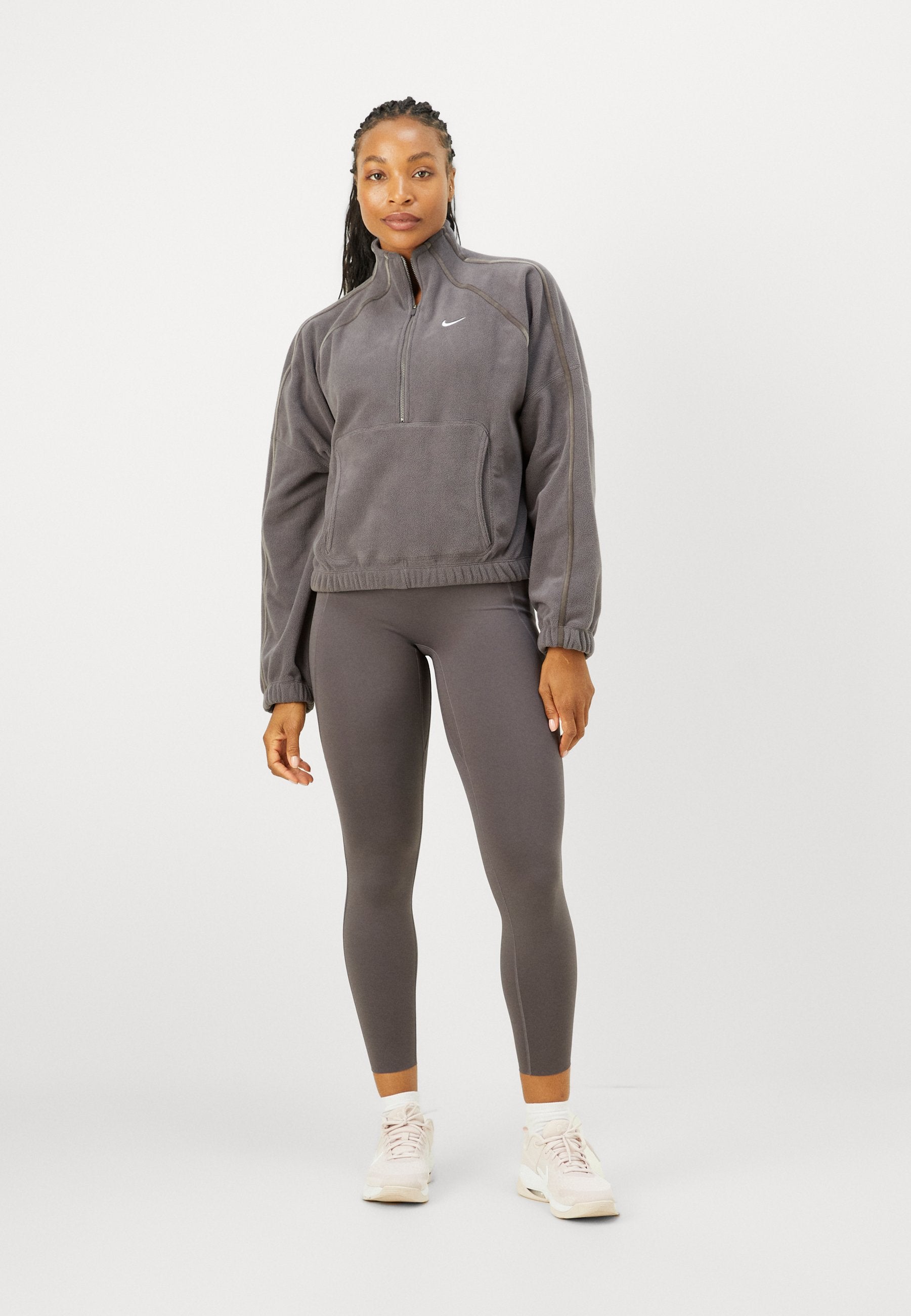 Nike Performance ONE