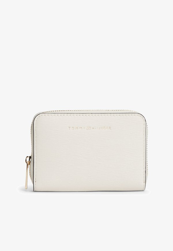 Tommy Hilfiger METALLIC LOGO ZIP-AROUND TEXTURED WALLET - Wallet - soft cream