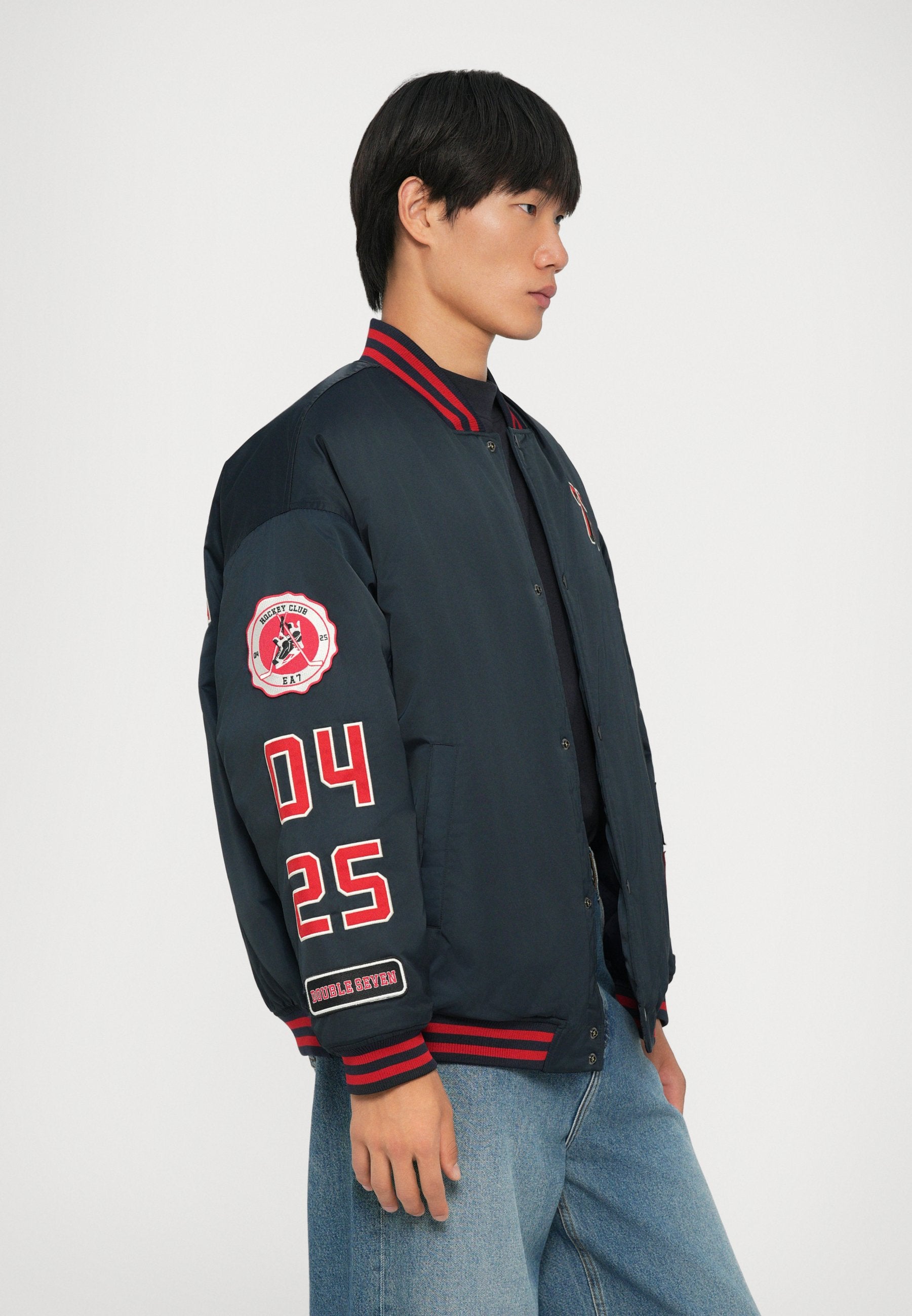 TRAIN GRAPHIC SERIES JACKET HOCKEY Media 6