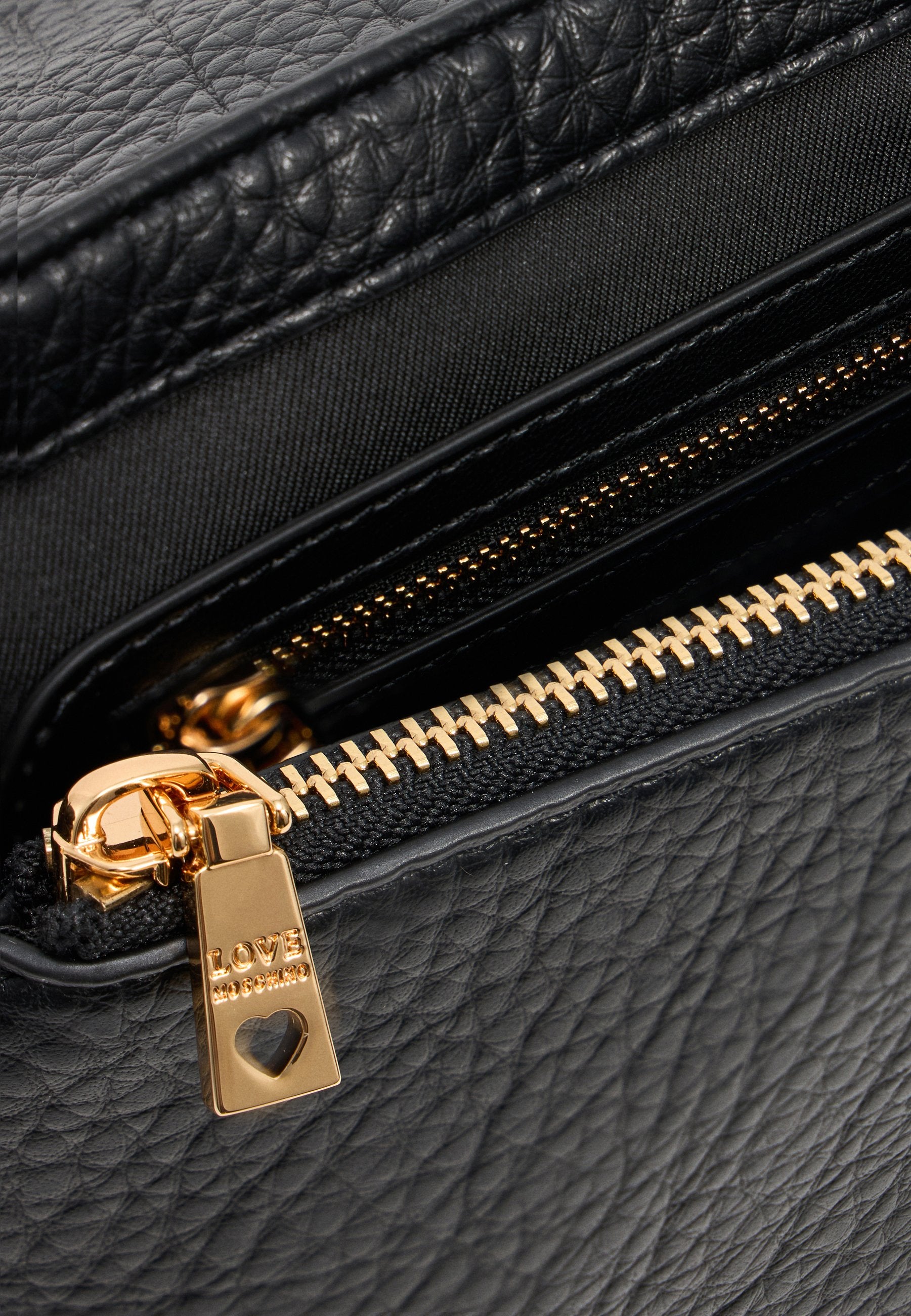 Love Moschino