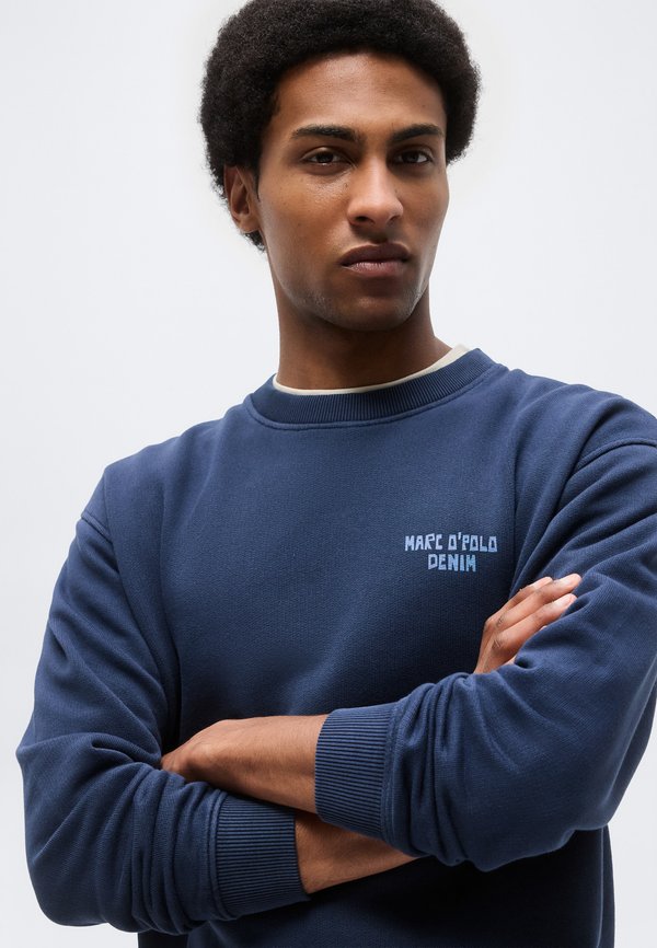 Marc O'Polo DENIM CREW NECK RELAXED