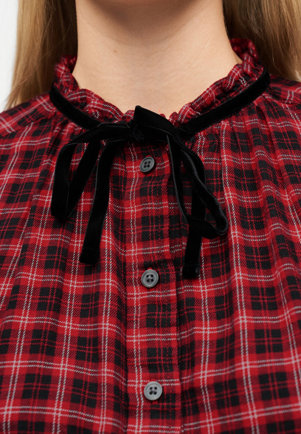 GAP RUFFLE TIE