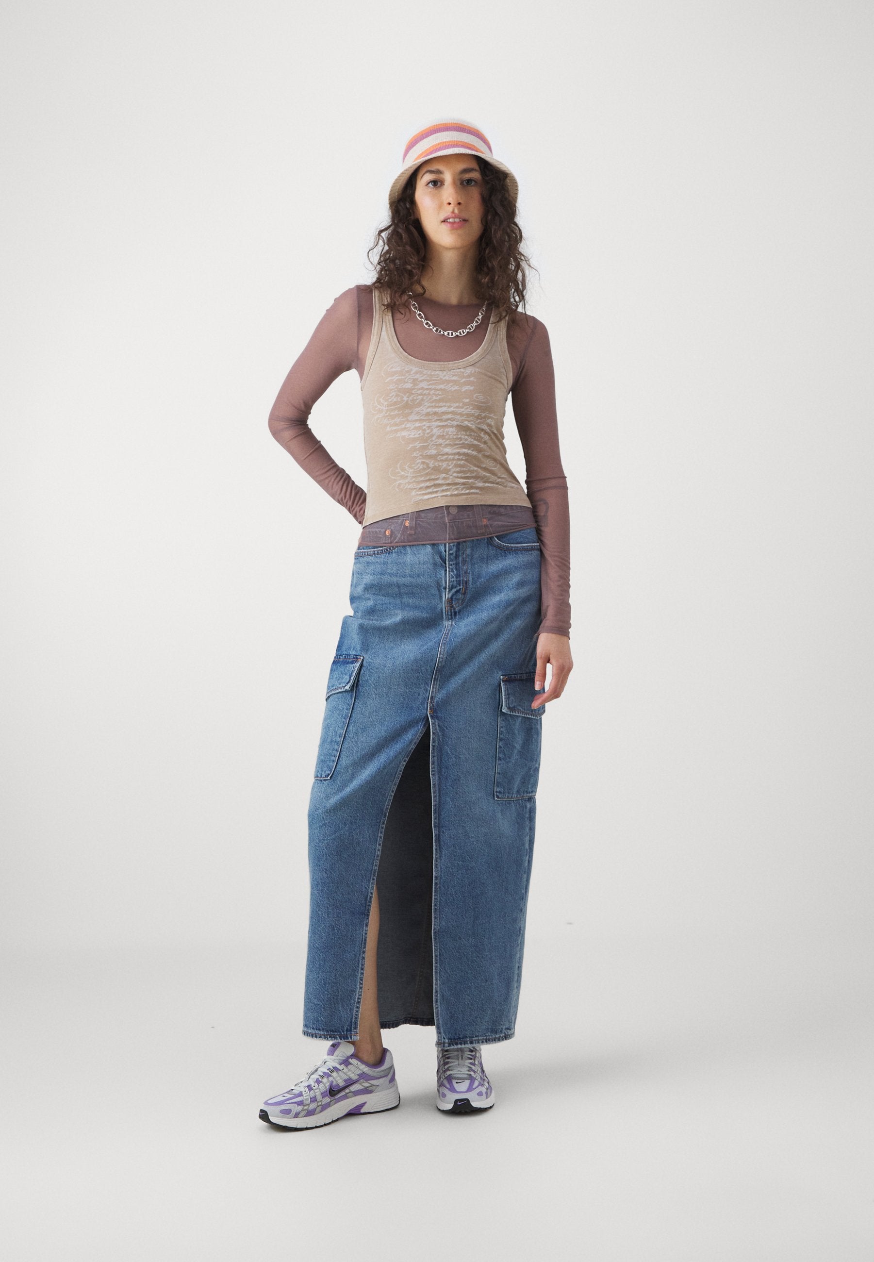 Levi's® ANKLE COLUMN CARGO SKIRT