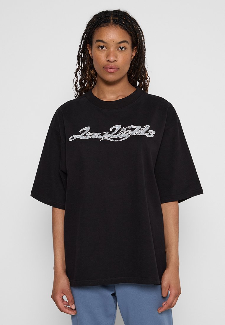 LOW LIGHTS STUDIOS®
