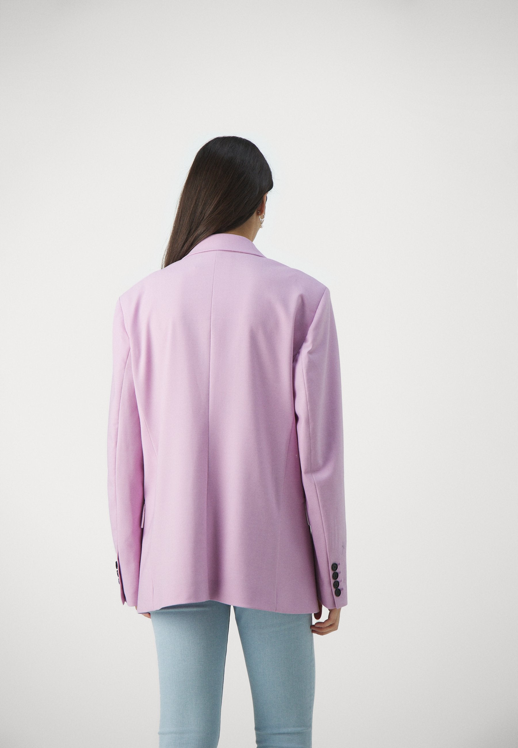HUN KIMS EDIT TAILORED Media 4
