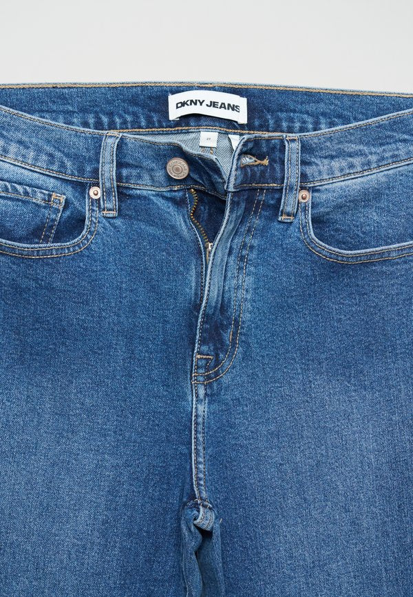 DKNY