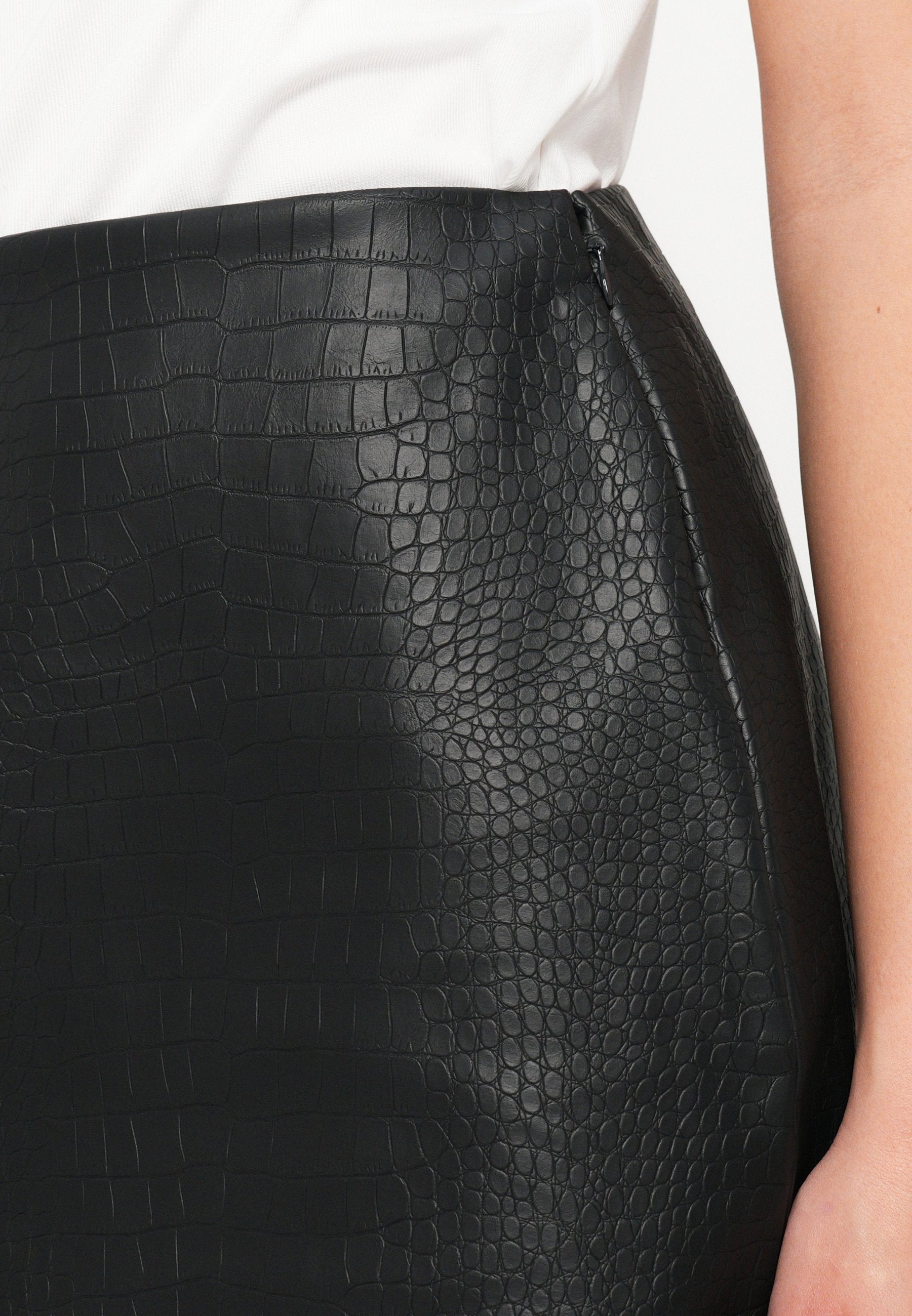 Abercrombie & Fitch CLASSIC CROC SCARLETT