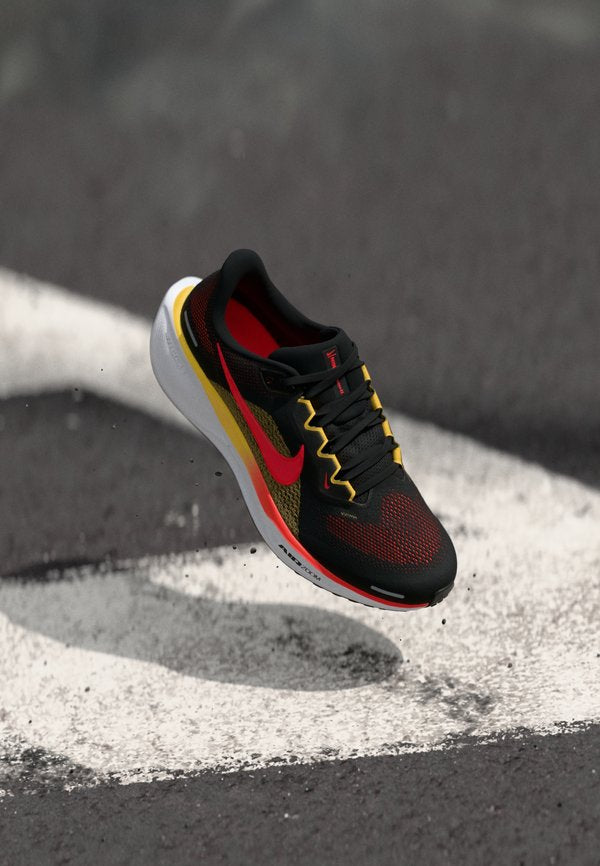 Nike Performance PEGASUS 41 - Road running shoes - black/bright crimson/topaz gold-coloured
