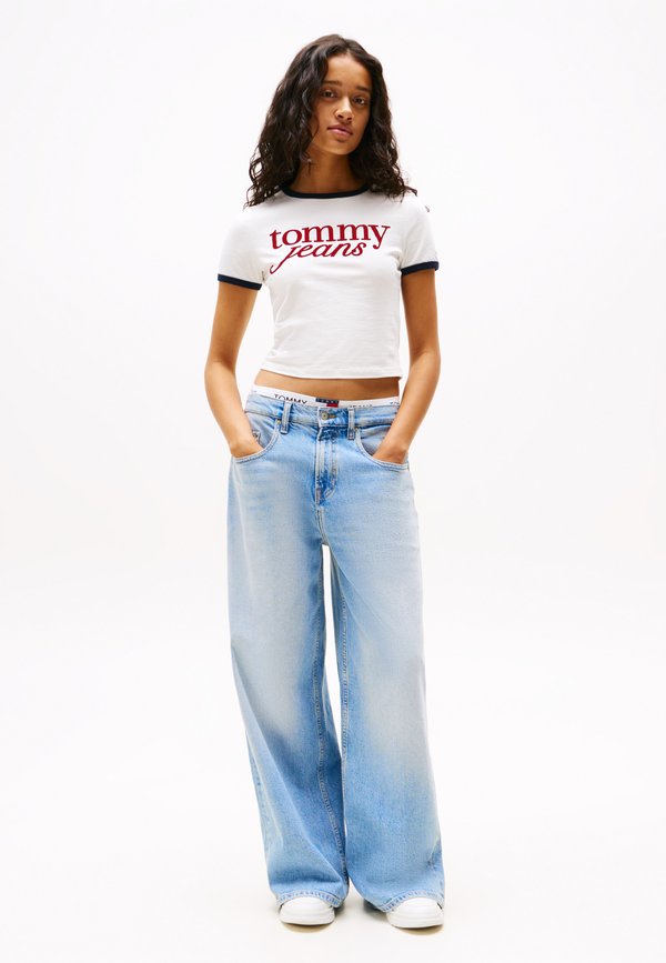 Tommy Jeans SLIM SCRIPT TEE