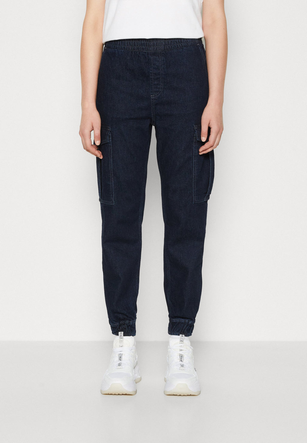 ONLROUGE CARGO Media 3