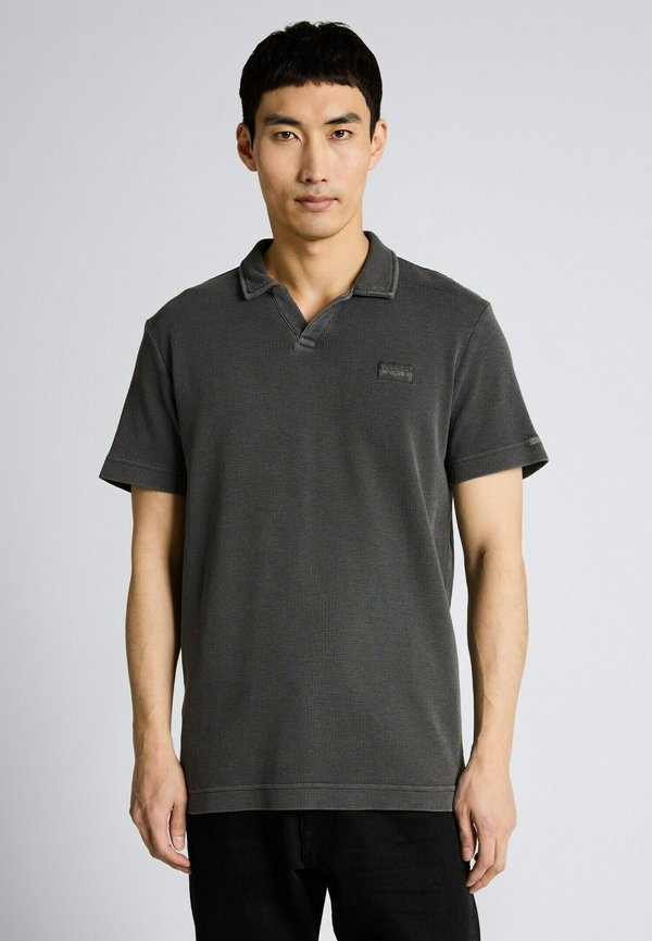 TOM TAILOR GARMENT DYE RESORT COLLAR POLO - Polo shirt - tarmac grey