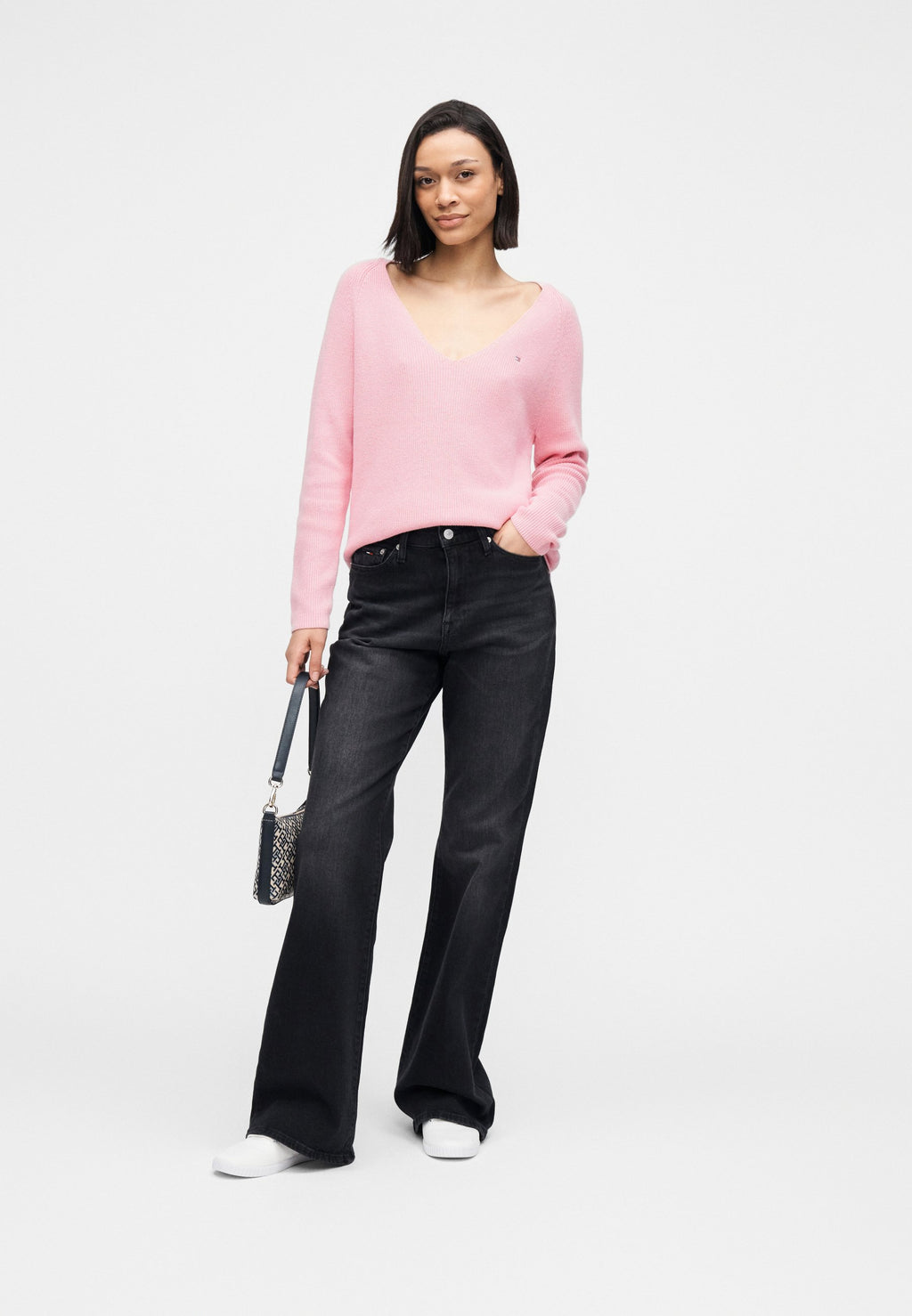 CARDI STITCH Media 2