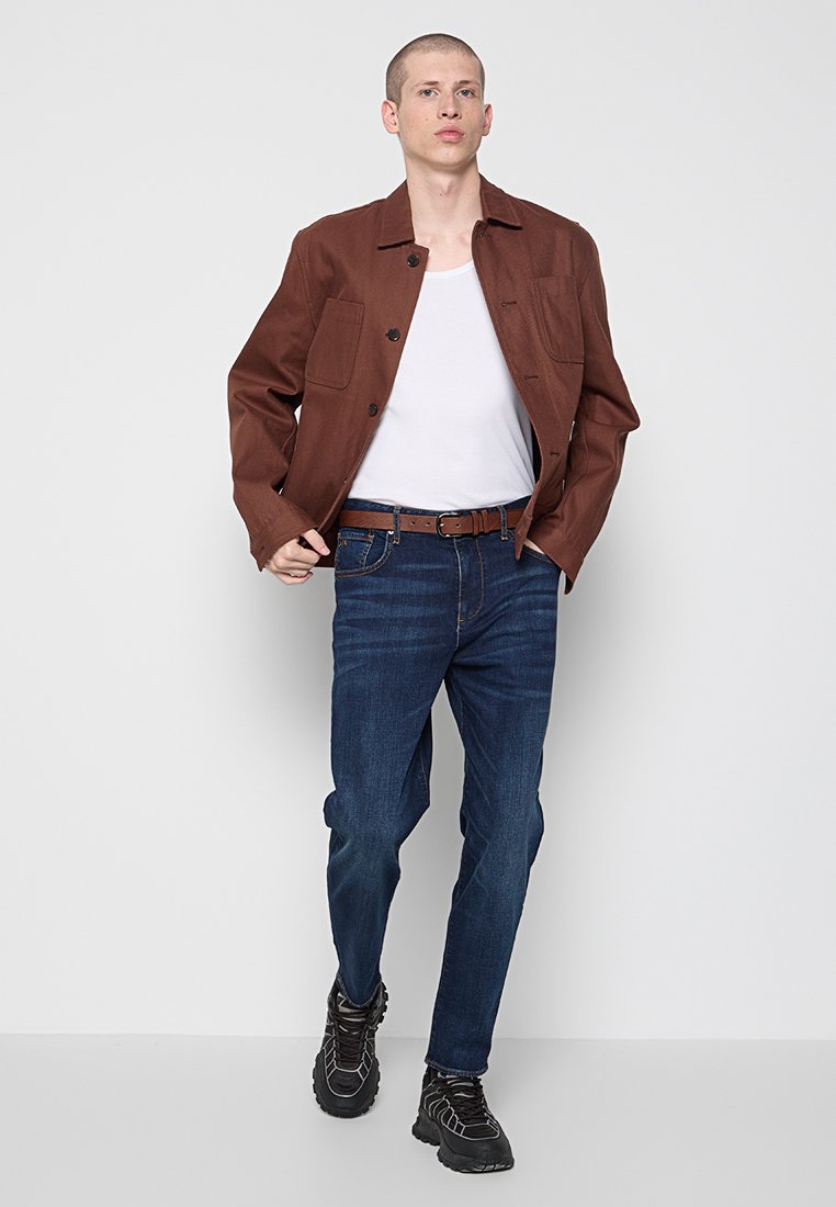 Armani Exchange Jeans Tapered Fit Media 2
